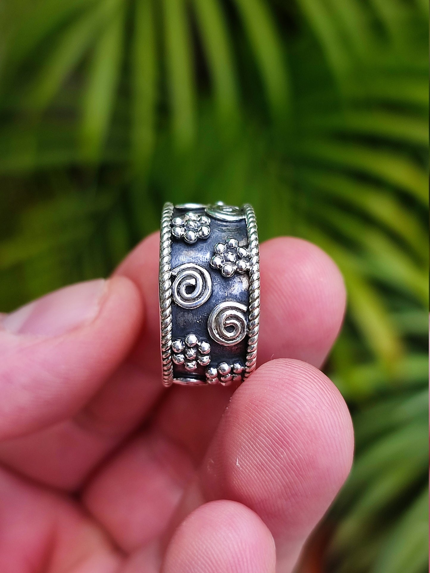 Floral Sterling Silver Ring Band, Unique Spiral Thumb Ring for Women, Handmade Flower Wedding Band, Statement Promise Jewelry, Gift for Her