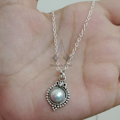 Pearl Pendant, Pearl Necklace, Pearl Silver Necklace, Pearl Jewelry, Pearl Handmade necklace, Gift for her, Pearl Locket Chain Necklace