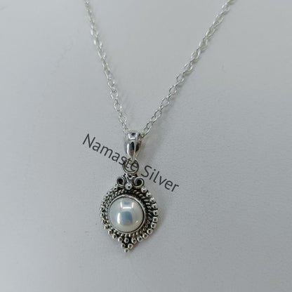 Pearl Pendant, Pearl Necklace, Pearl Silver Necklace, Pearl Jewelry, Pearl Handmade necklace, Gift for her, Pearl Locket Chain Necklace