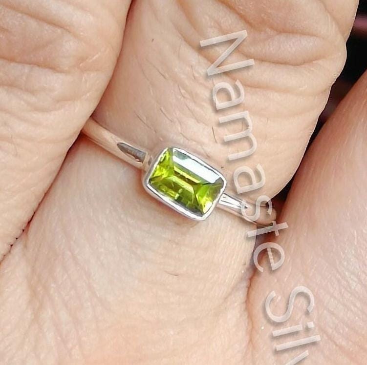 Peridot Ring, 925 Sterling Silver Dainty Promise Ring, Gift for her, Natural Peridot Octagon Gemstone Handmade Jewelry, August Birthstone