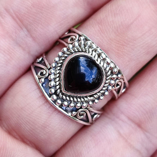 Black Onyx Heart Ring, 925 Sterling Silver Promise Ring, Natural Onyx Gemstone July Birthstone Handmade Boho Jewelry, Unique Gift for Her