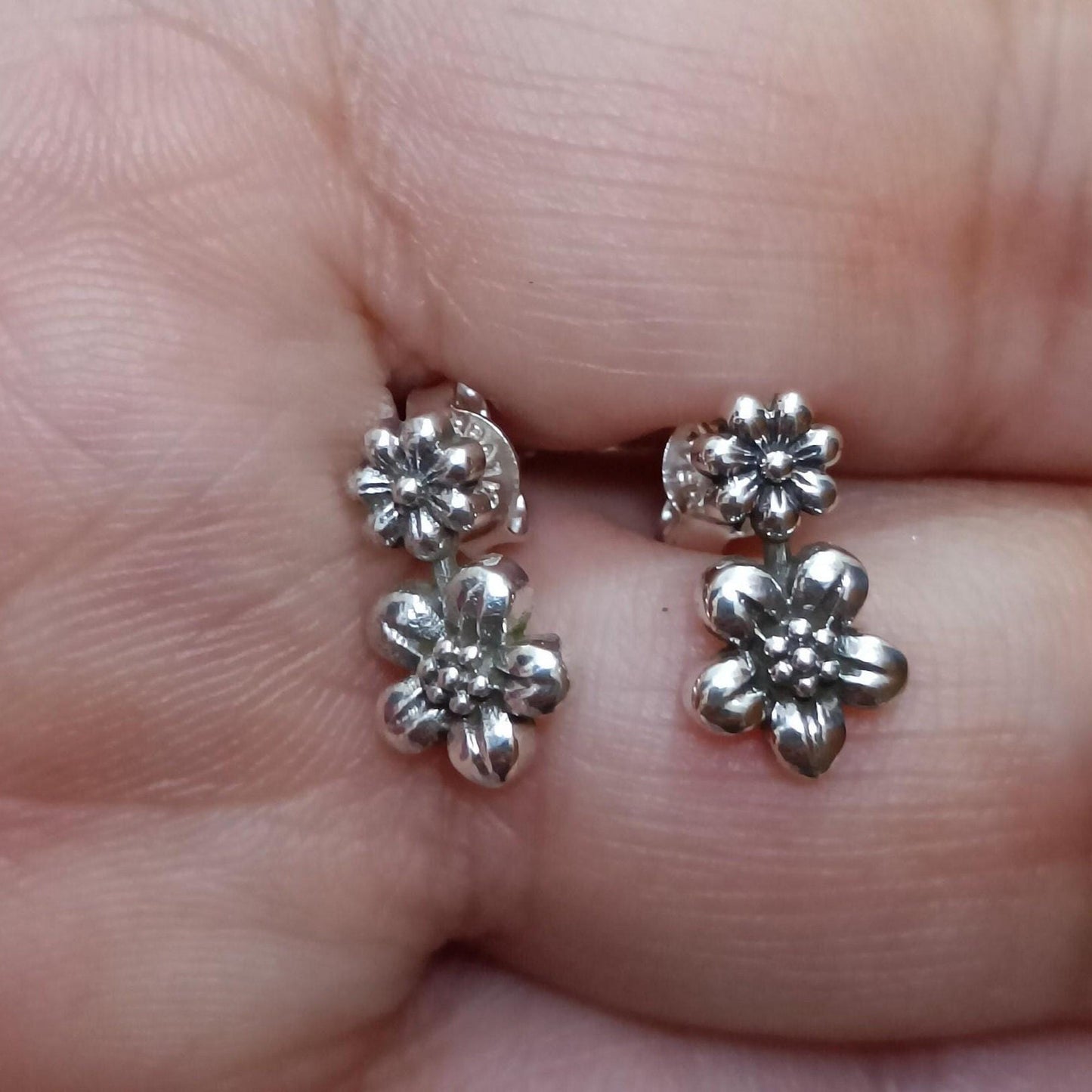 Flower Stud Earrings, 925 Sterling Silver Floral Stud Post, Handmade Dainty Minimalist Jewelry, Floral Studs for Girls, Cute Gift for Her