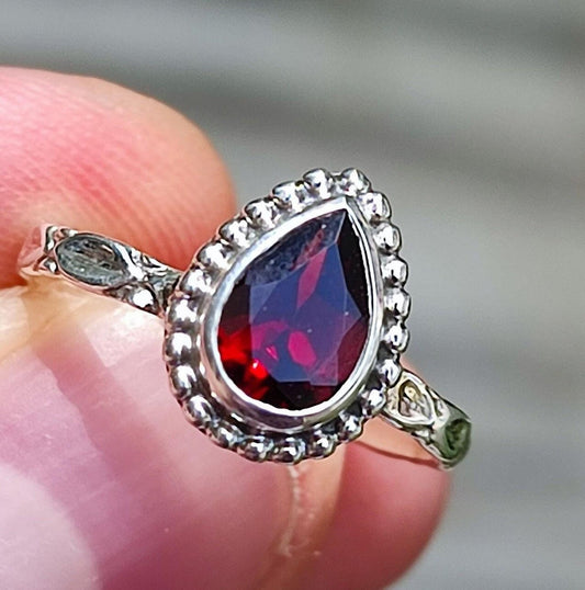 Garnet Ring, 925 Sterling Silver Dainty Ring, Natural Garnet Gemstone Pear Shape Handmade Boho Jewelry, January Birthstone, Gift for her